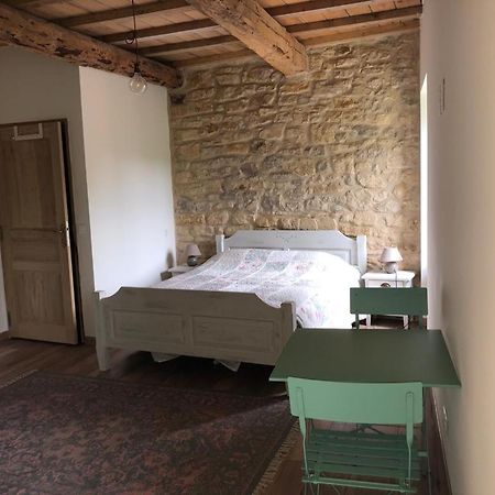 Chambre Du Tilleul - Charme, Confort Et Piscine Sigonce ภายนอก รูปภาพ